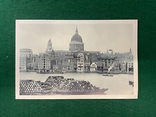 BARGES ON THE THAMES NOSTALGIA